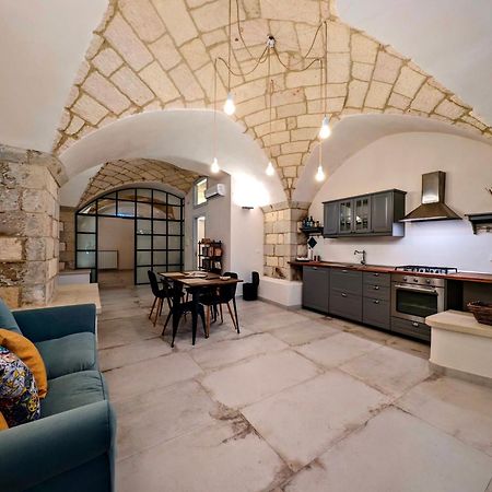 Oikia Vacanze Giuggianello Le Bey Bagian luar foto