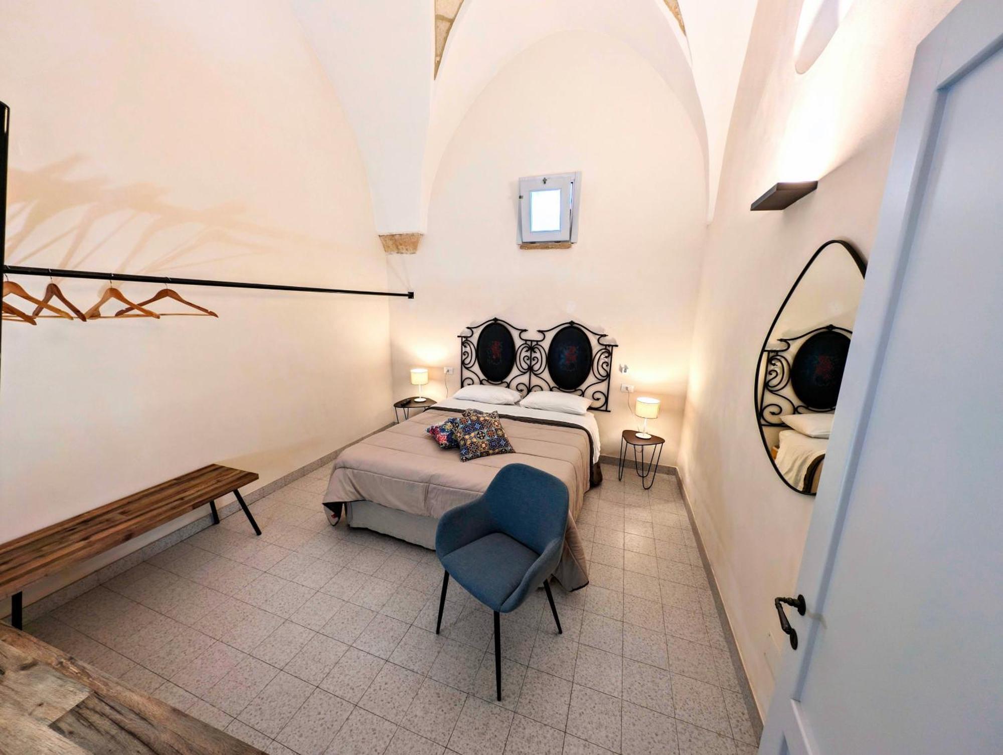 Oikia Vacanze Giuggianello Le Bey Bagian luar foto