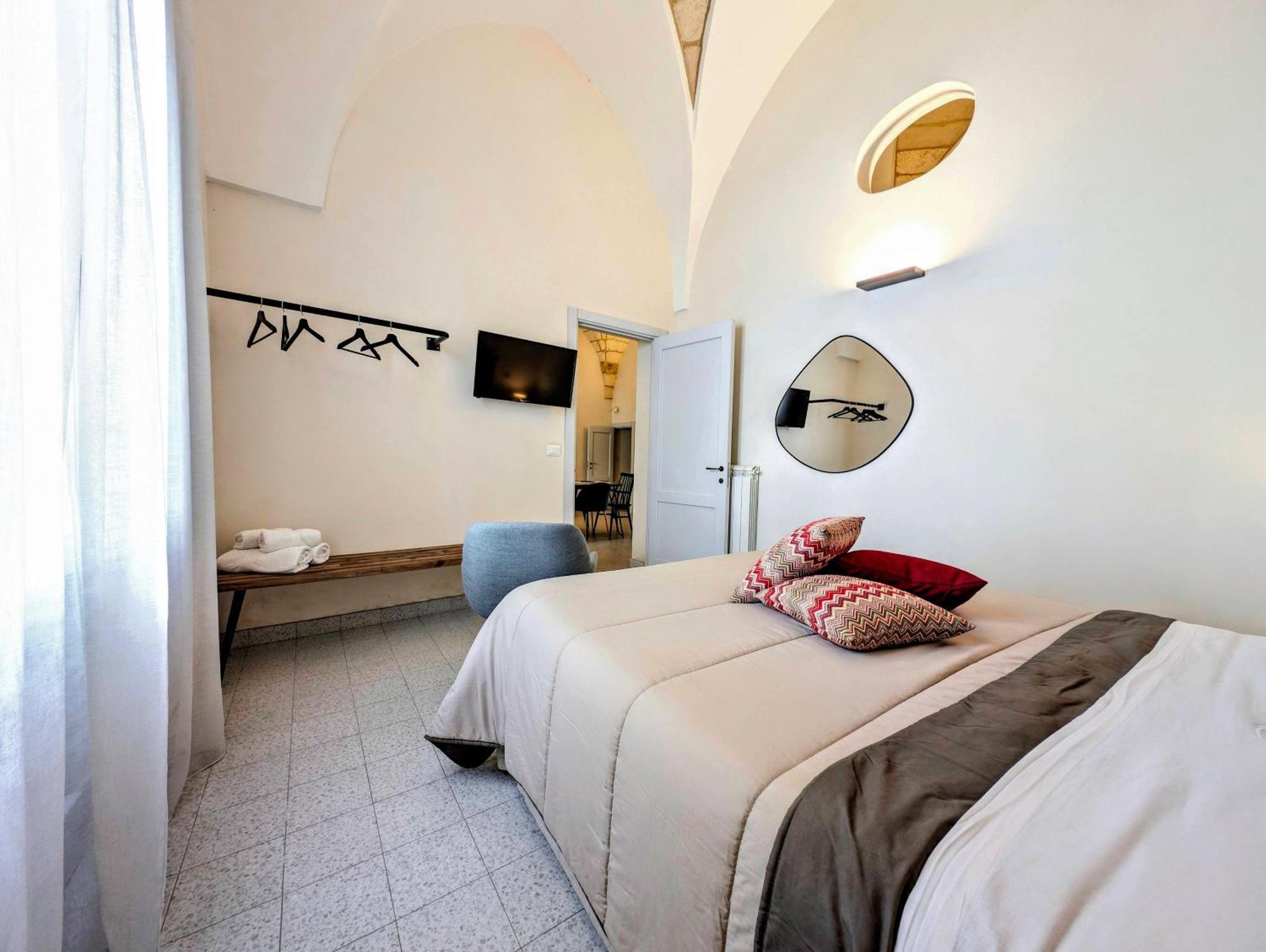 Oikia Vacanze Giuggianello Le Bey Bagian luar foto