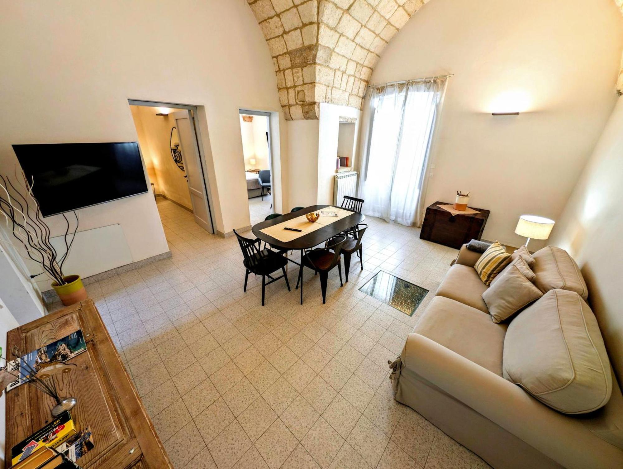 Oikia Vacanze Giuggianello Le Bey Bagian luar foto